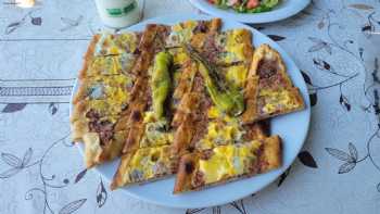 Özkaracasu Pide Pizza Salonu