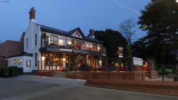 The Red Lion - JD Wetherspoon