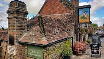 George & Dragon, Houghton