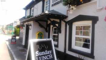 The Three Horseshoes Inn