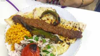 Esenay pide ve kebap salonu kuşadası