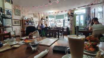 Glady's Vintage Tea Room