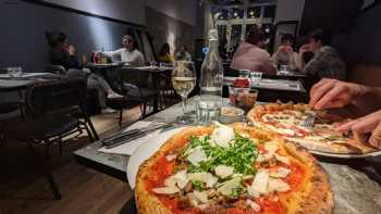 Santa Maria Pizzeria Islington