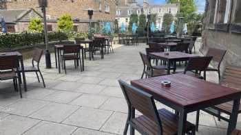 The BANK Bar & Beer Garden 