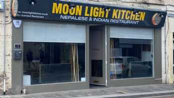 Moonlight Kitchen 