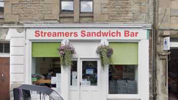 Streamers Sandwich Bar 