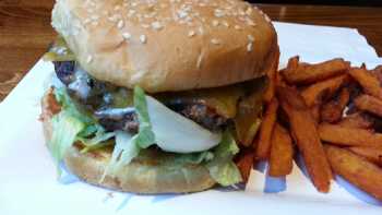 Blazing Onion Burger 