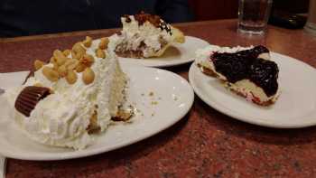 Shari's Cafe and Pies 