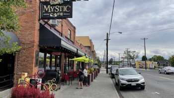 Mystic Cafe 