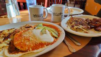 Julio's Coffee and Breakfast 