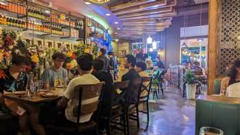 Tem Sib Eatery & Bar 