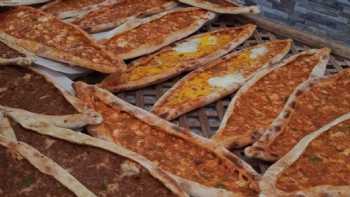 Akçay lahmacun pide kebap salonu