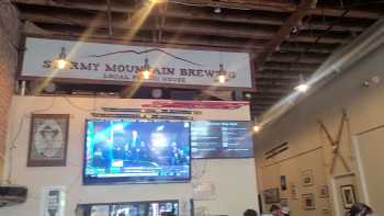 Stormy Mountain Brewing and Local Public House 