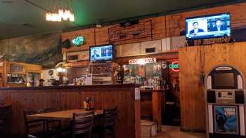 Sportsmans Bar & Grill 