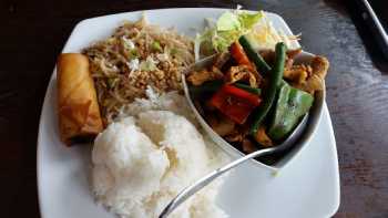 Benjarong Thai Cuisine 