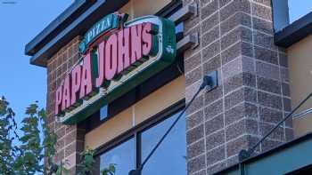 Papa Johns Pizza 