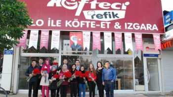 KÖFTECİ REFİK