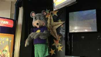 Chuck E. Cheese