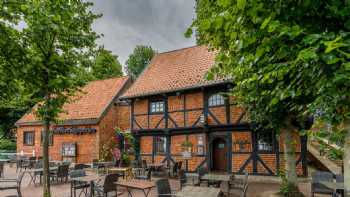 STEAK- UND PFANNKUCHENHAUS &quotZum Alten Salzspeicher"