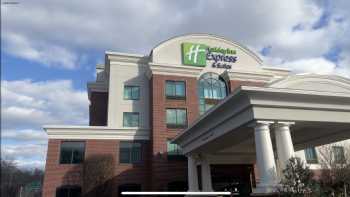 Holiday Inn Express & Suites Wilmington-Newark, an IHG Hotel