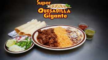 Super Quesadilla Gigante