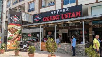 MeŞhUr CiĞeRcİ UsTaM