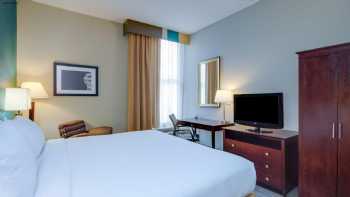 Holiday Inn Express Washington DC East-Andrews Afb, an IHG Hotel