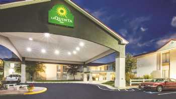 La Quinta Inn by Wyndham Waldorf