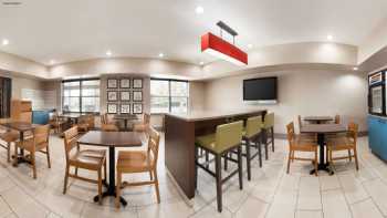 Country Inn & Suites by Radisson, Washington, D.C. East - Capitol Heights, MD