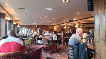 The Golden Acorn - JD Wetherspoon 