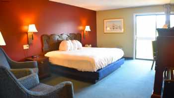 Fireside Inn & Suites at Lake Winnipesaukee