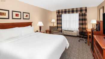 Holiday Inn Express & Suites Hampton South-Seabrook, an IHG Hotel