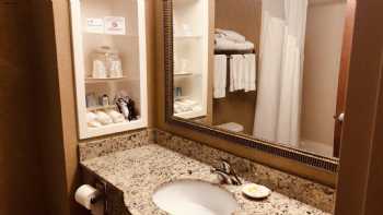 Holiday Inn Express & Suites Hampton South-Seabrook, an IHG Hotel