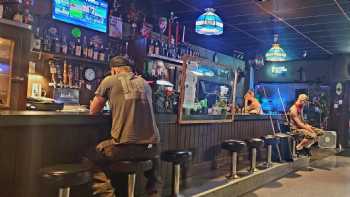 Top Hat Tavern