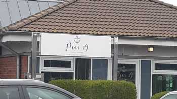 Pier 19 · Restaurant & Café · ancora Marina Neustadt