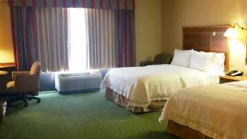 Hampton Inn Hays-North of I-70