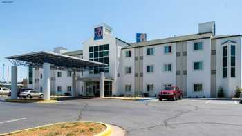 Motel 6 Junction City, KS