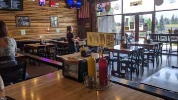 Hop Mountain Taproom & Grill