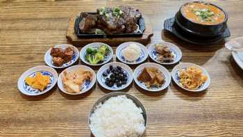 Hosoonyi Korean Restaurant