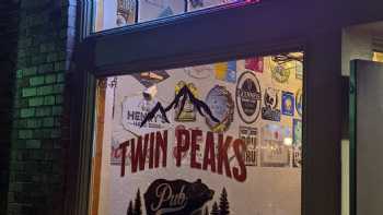 Twin Peaks Pub