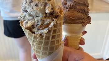 Mora Iced Creamery