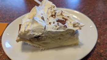 Shari's Cafe and Pies