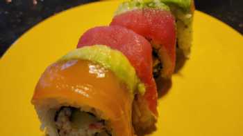 Belt Sushi & Roll