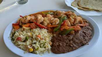 Tropical Salvadoreño Restaurant