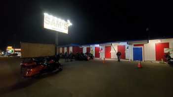 Sams Bar and Grill