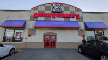 Chuck E. Cheese