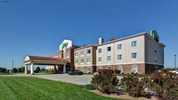 Holiday Inn Express & Suites Wichita Northwest Maize K-96, an IHG Hotel