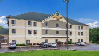 Quality Inn I-70 Near Kansas Speedway