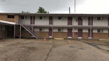 Townsman Motel