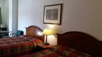 Country Regency Inn & Suites